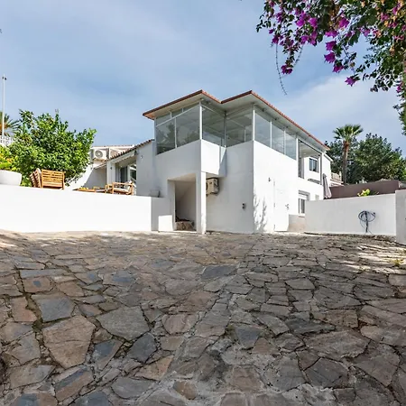 Cozy With Pool In Nueva Andalucia Villa Marbellac